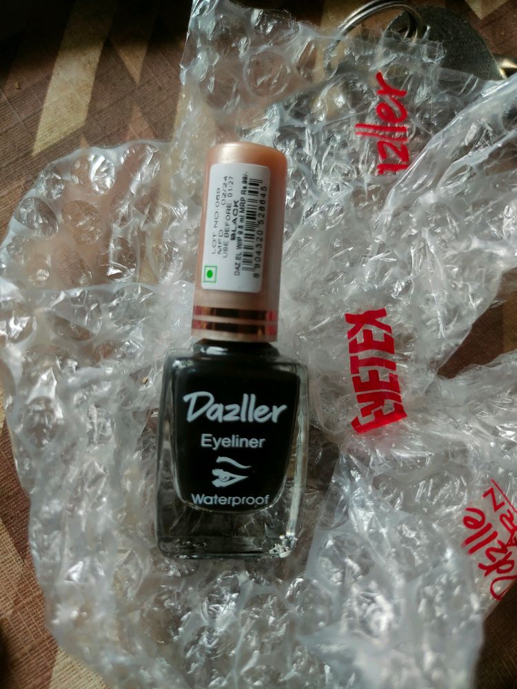 Dazzler Smudgeproof Waterproof Eyeliner