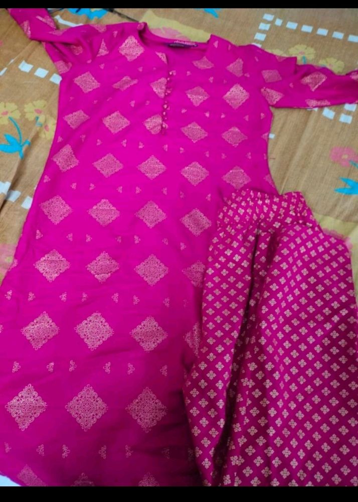 Beautiful Pink Kurta Pant Set