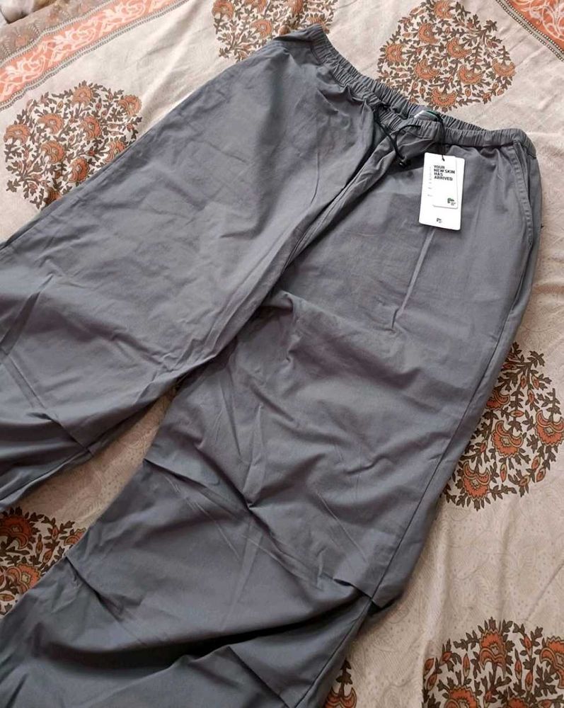 NewMe Oversized Baggy Cargo Pants ( Without Tag)