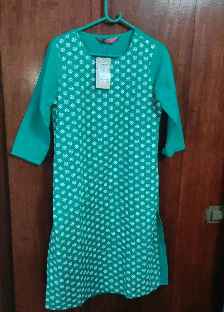 Chikenkari Kurti