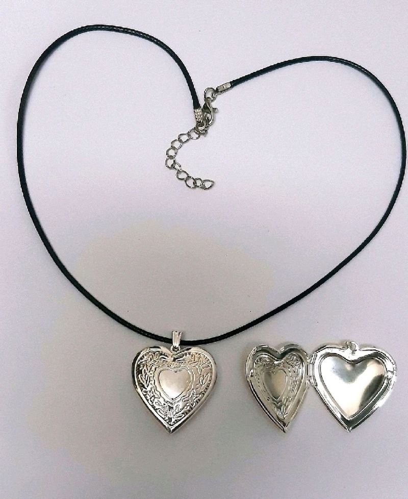 Big Silver Heart  Engraved Opening Photo Pendant