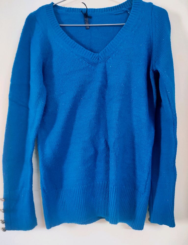 Blue Solid Flat Knit V-Neck Sweater Top