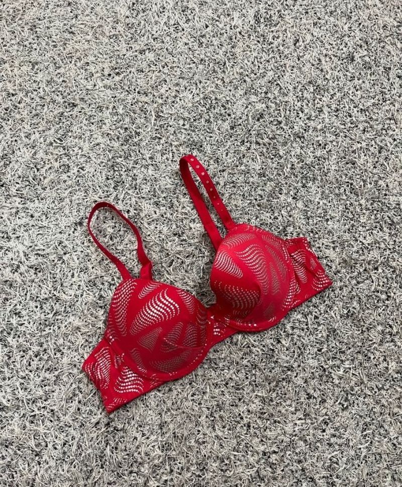 Sale‼️ Red Cute Bra (Like New)