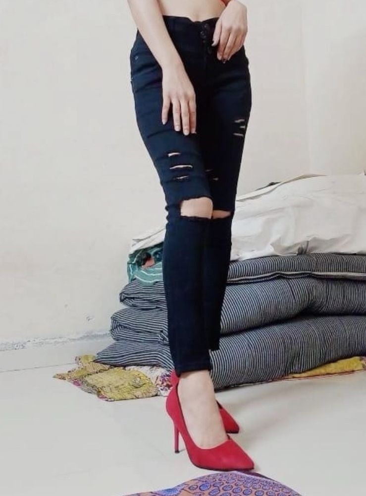 Black Ripped Jeans For Women