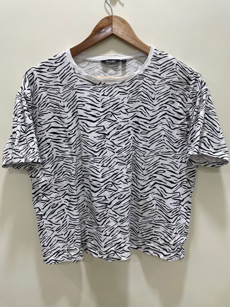 Zebra Print Black And White Tshirt For Women’s |