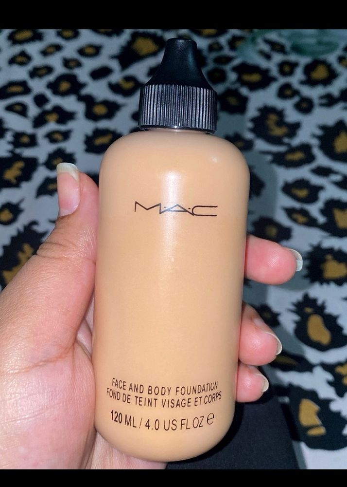 MAC Face And Body Foundation