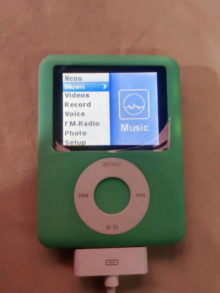 M-Player iPod Nano 3rd Generation (8GB, Green)