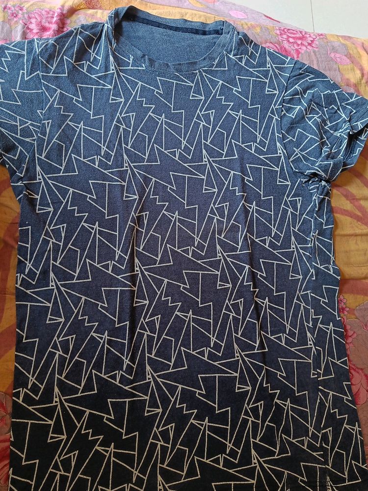 Navy Blue Printed Tshirt For Sell