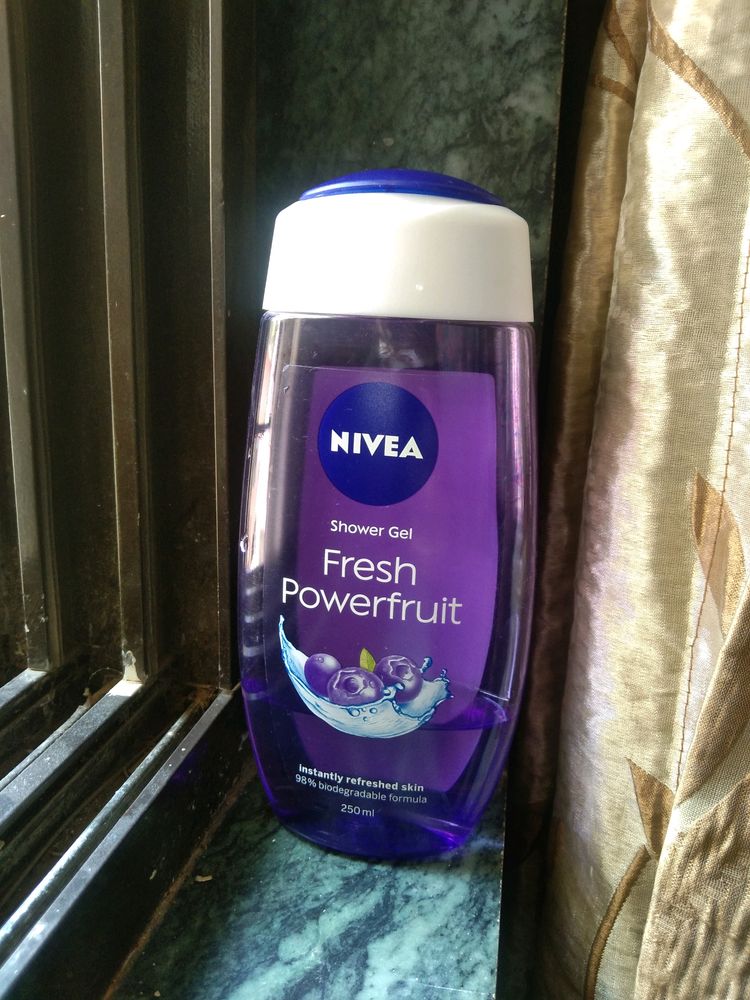 Nivea Powerfruit Shower Gel