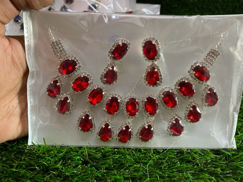 Double Layered Red AD Necklace Set