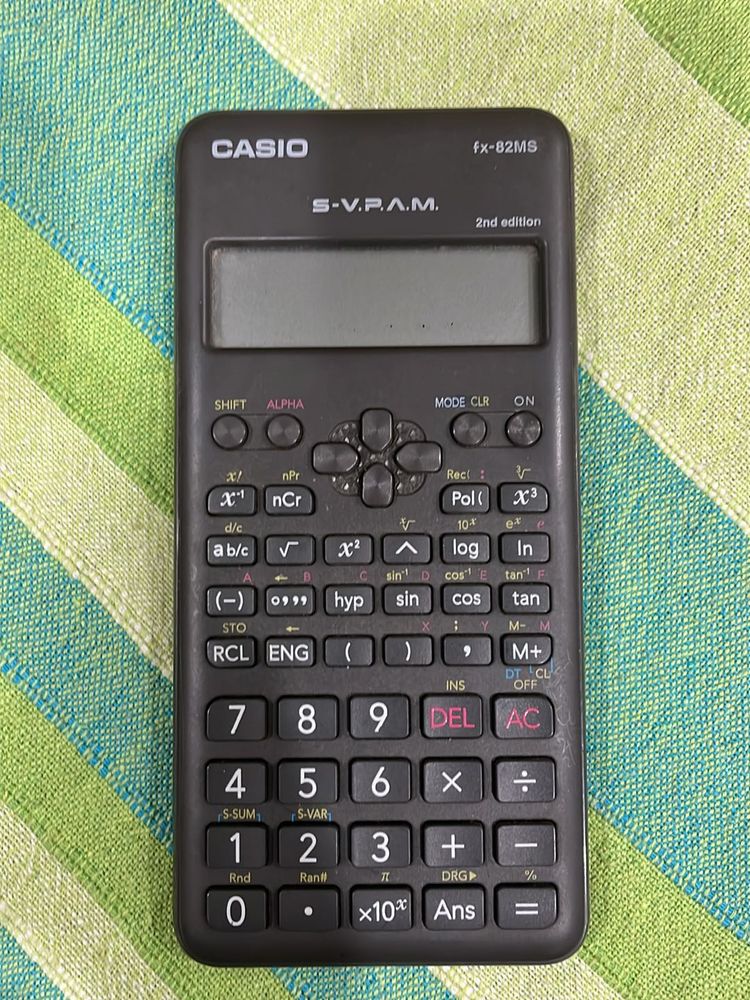 Scientific Calculator (ISC) fx-82MS