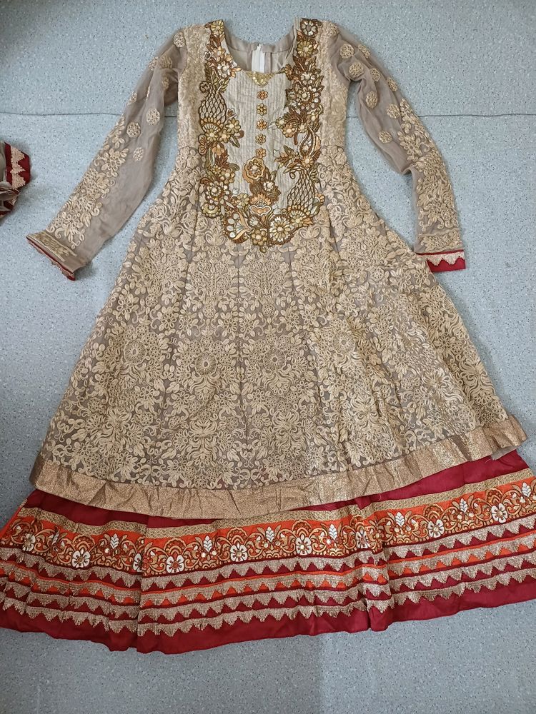 Gown Cash ₹700/5500 Coin