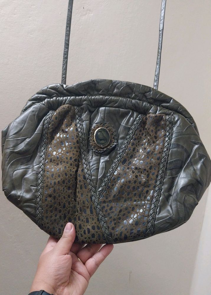 1990s Vintage Olive Tone EMBOSSED with Jewel