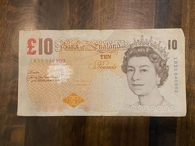 10 Pound Bank Of England