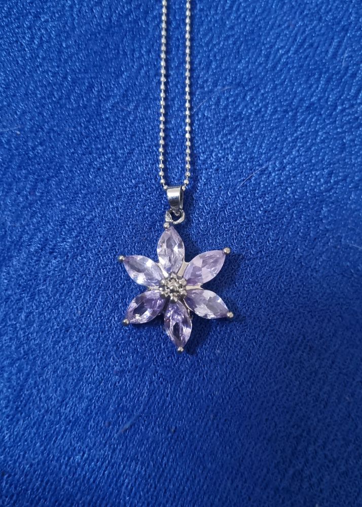 Korean Flower Pendent With Chain