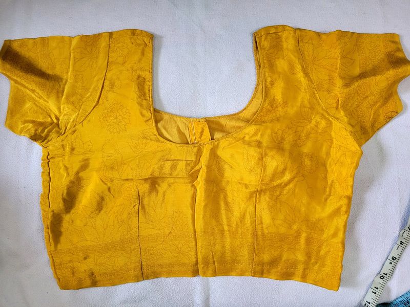 🎊Good Condition Lemon Yellow Colour Blouse