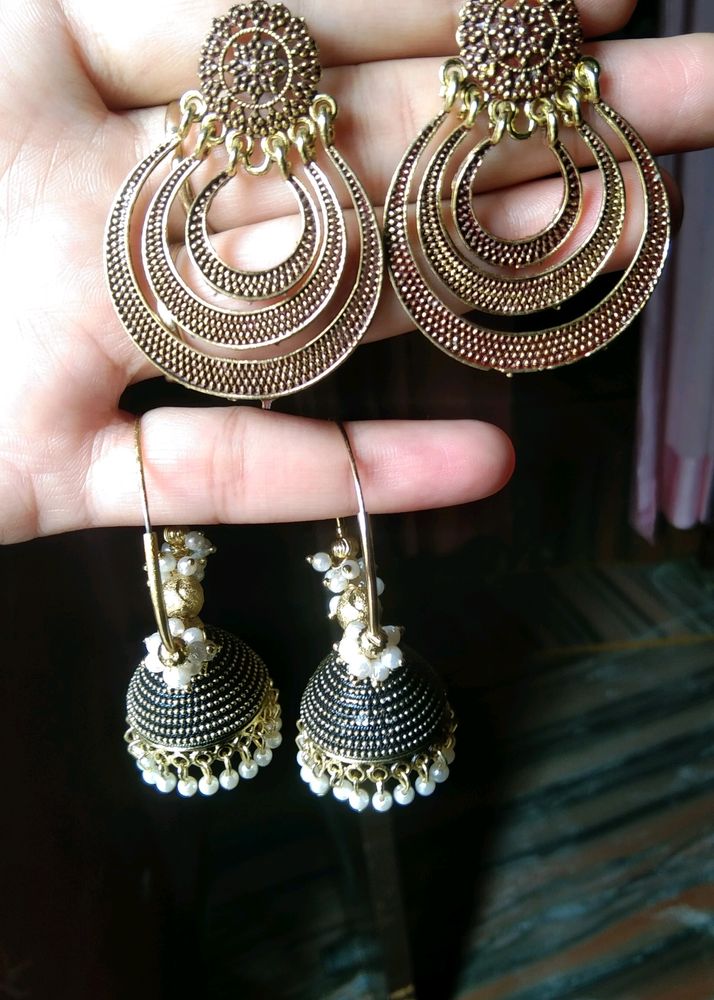 combo of two earrings