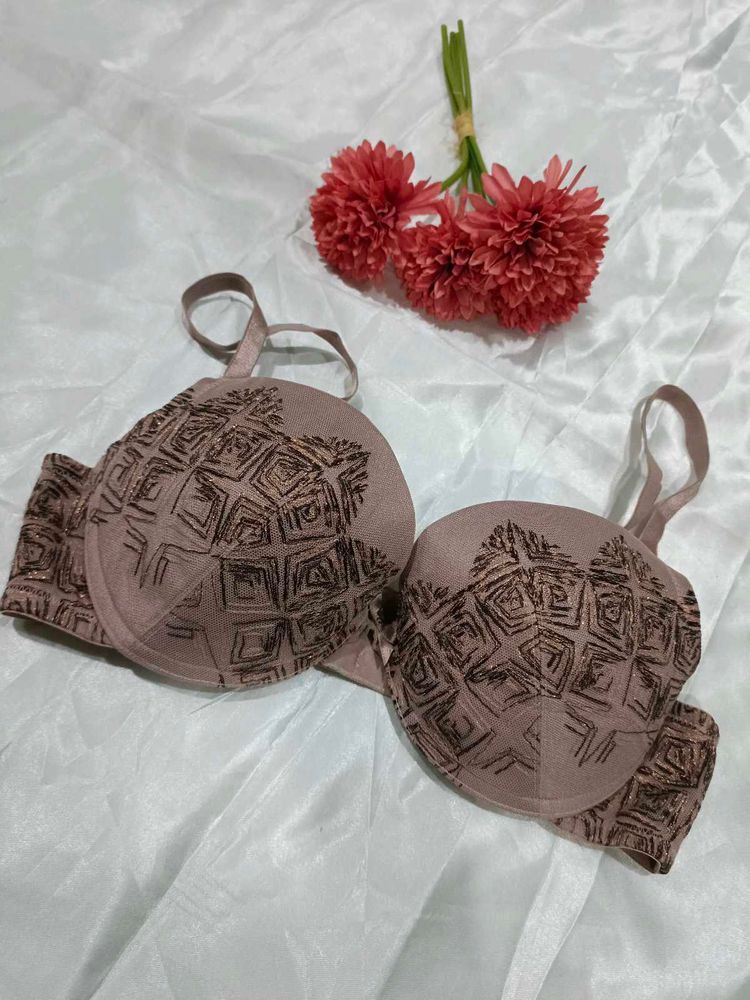 Imported Designer Bra With Shimmer Shining