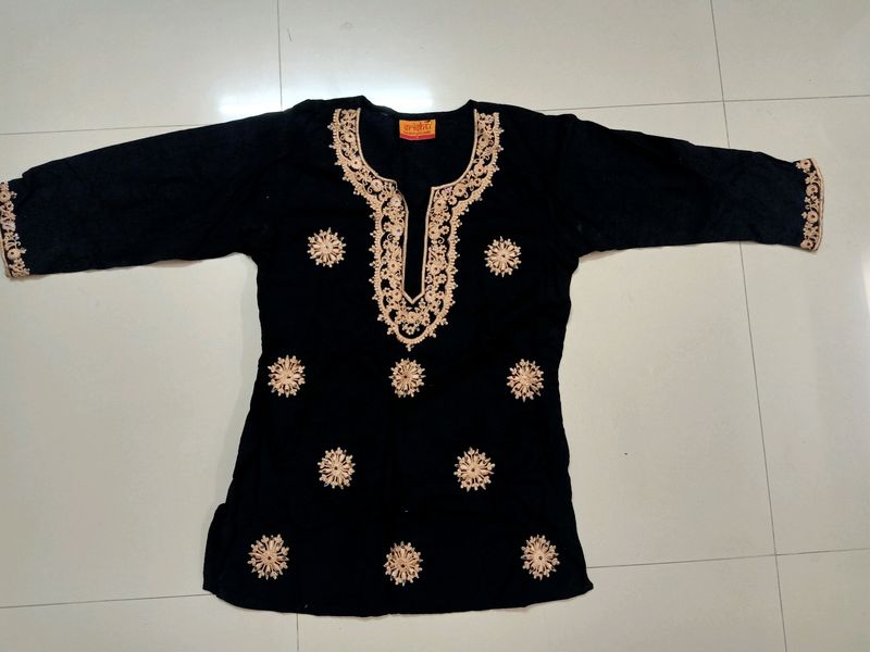 Srishti Black Kurti With Golden Embroidery