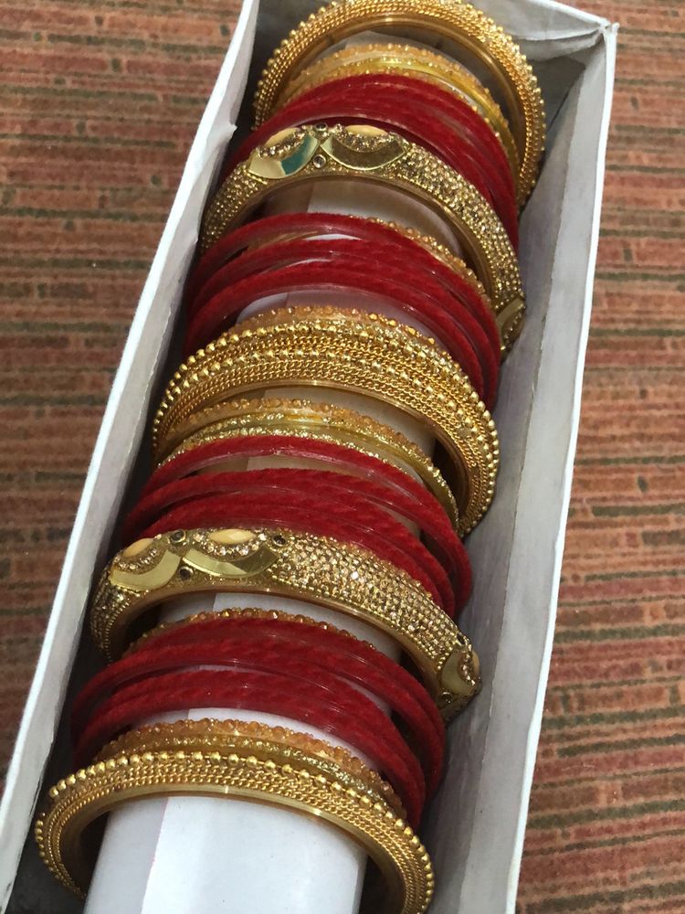 DULHAN BANGLES SET