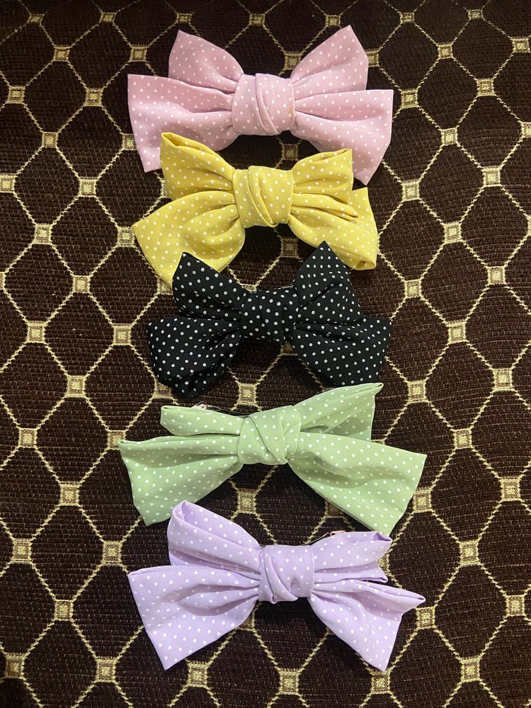 Pack Of 5 Polka Medium Size Bows