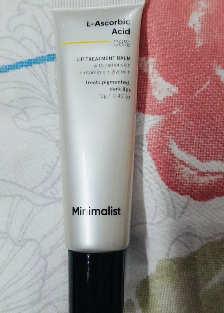 Minimalist Lip Treatment
