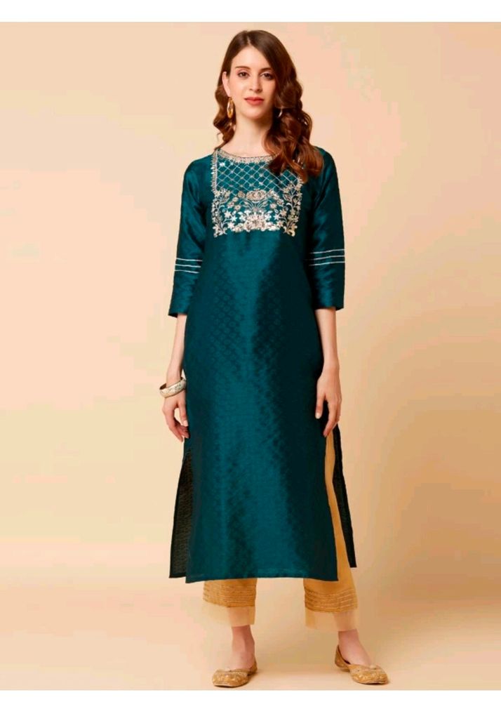 Varanga Green Embroided Kurta