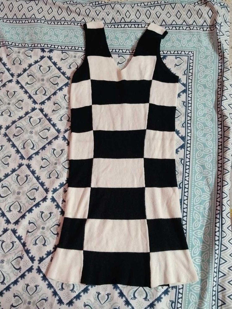 Black And White Bodycon Dress