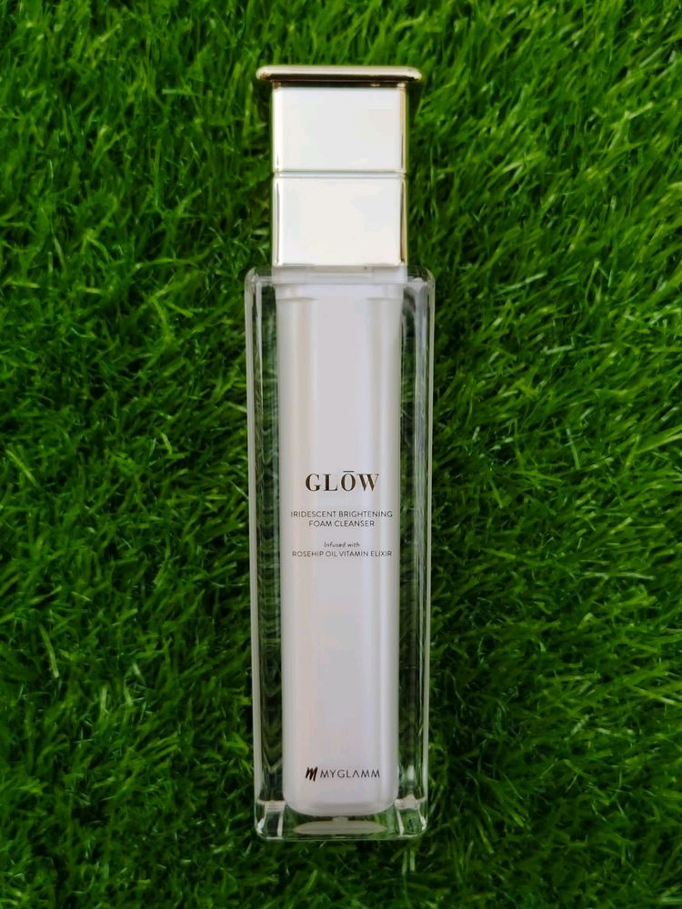 Myglamm Glow Foam Cleanser