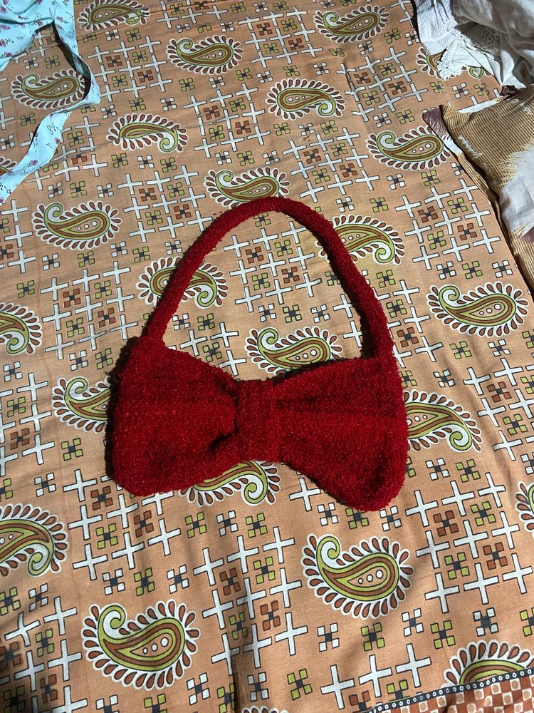 Crochet Bow Slingbag