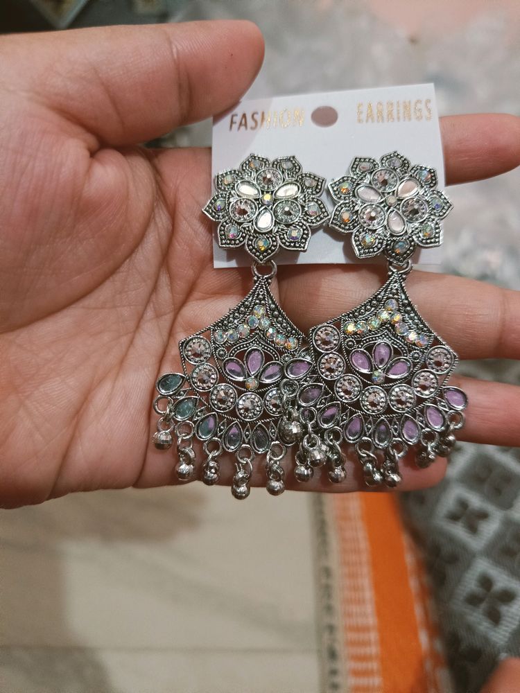 silver colour earring