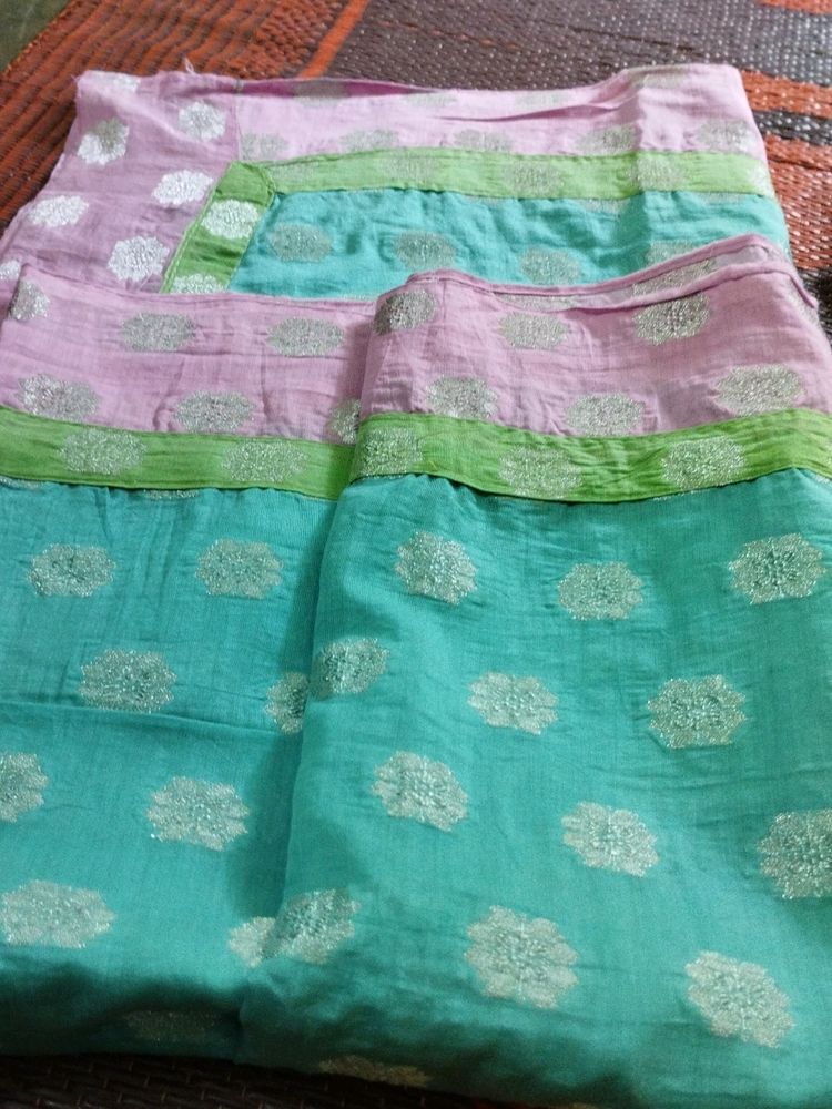 Hi Friends👭👬 Beautiful Cha Deri Silk Dupatta Multi Colours Pink And Blue And Green Size 2 And Half