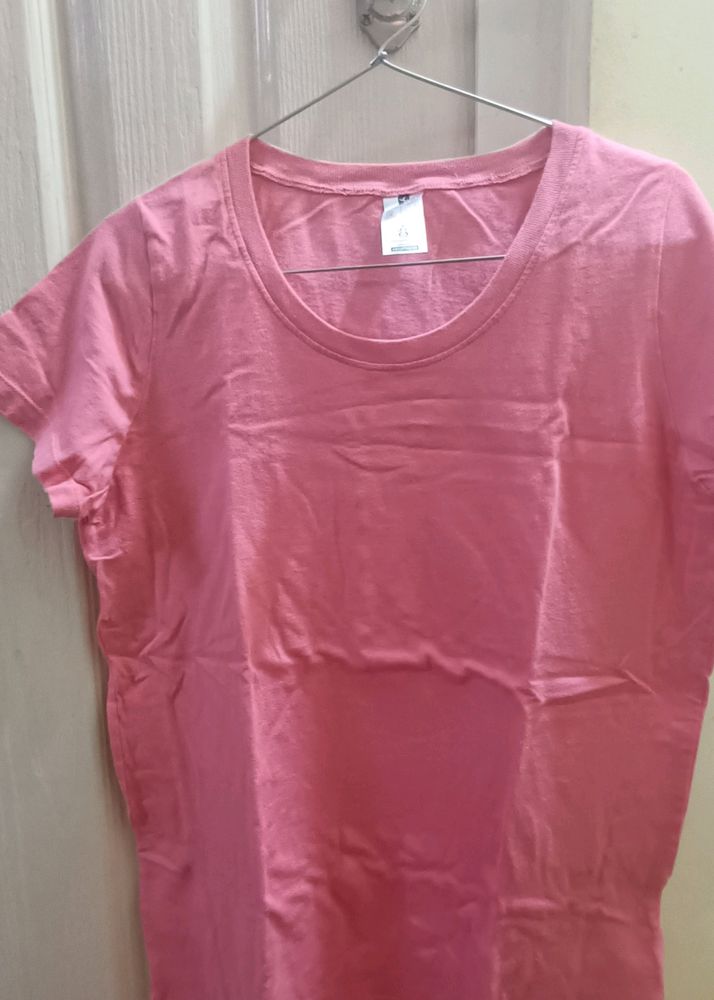 Pink T-shirt Never Used L Size