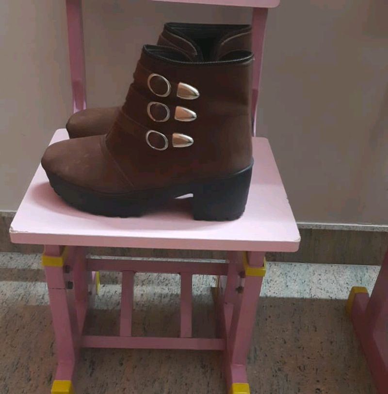 Brown Boots For Women 👢✨️