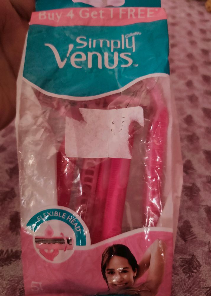 Venus Razor 5 Packed Unused