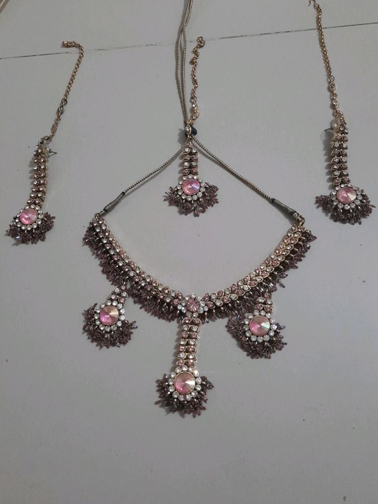 Pink Gold Diamond Necklace With Mang Tikka And Cha