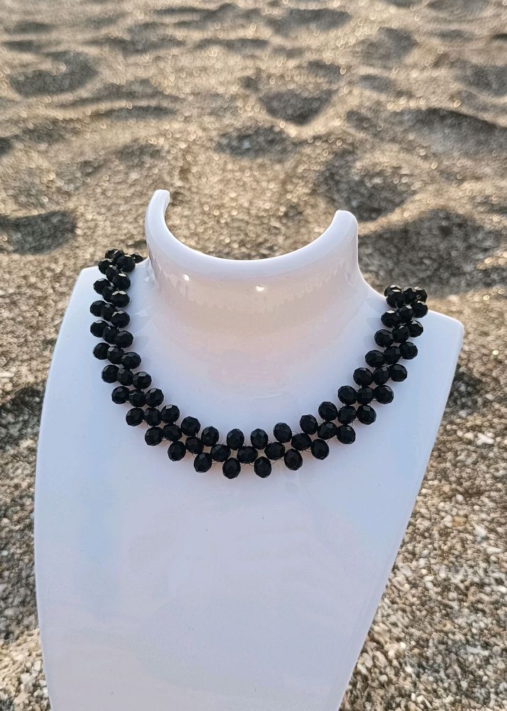 Crystal Black Neckpiece