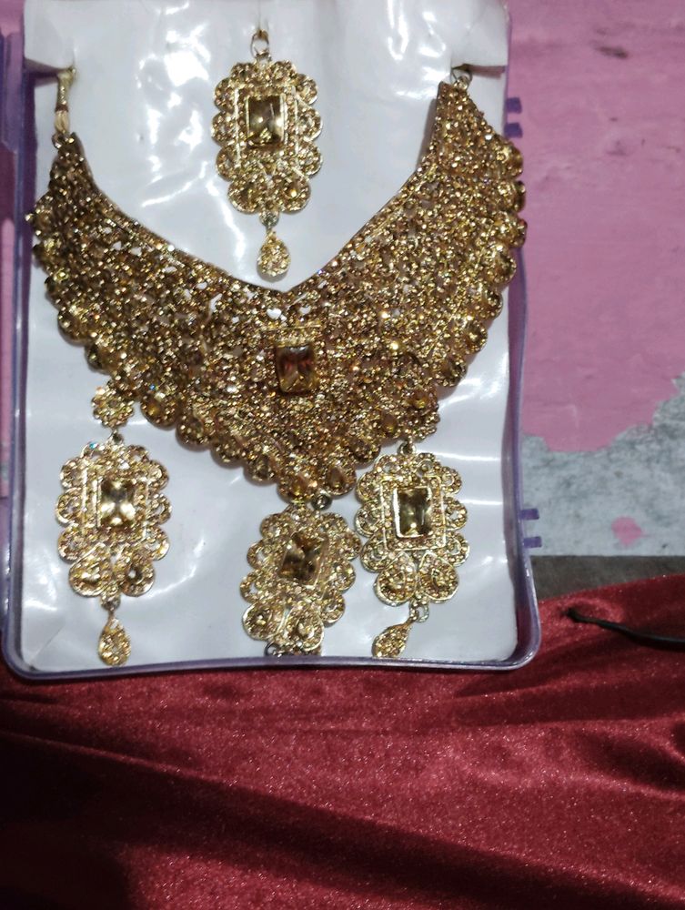 Party Wear Necklace Set