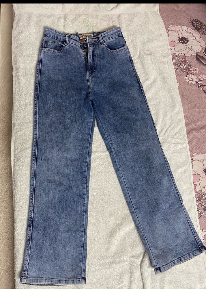 Straight jeans