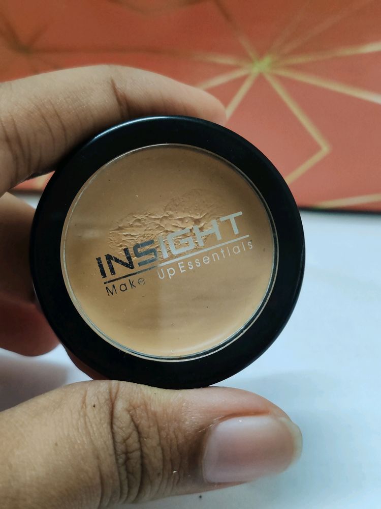 INSIGHT Concealer (Shade NC1 PORCELAIN)