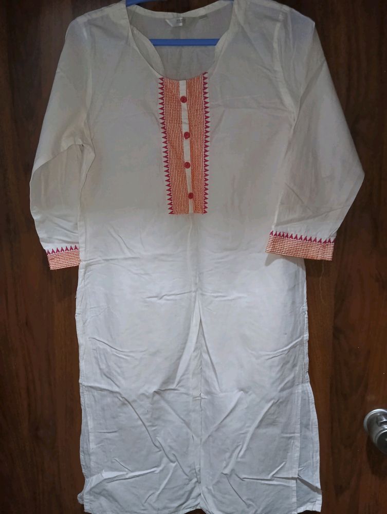 A White Kurti With Pink Border