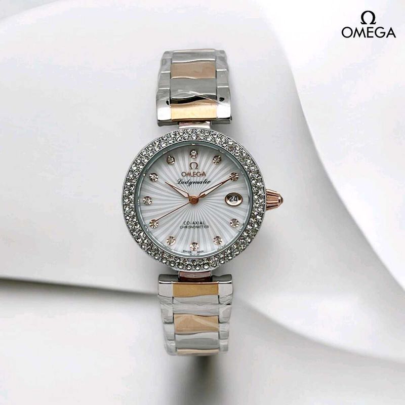 OMEGA LADIES WATCH PREMIUM QUALITY AT SALE