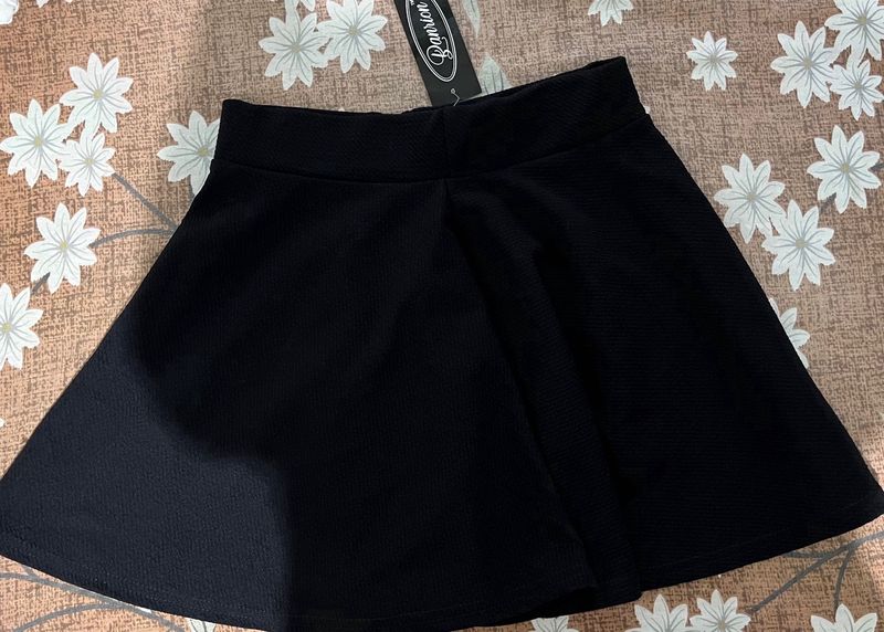 Black Mini Skirt 💗😍 Reasonable Price