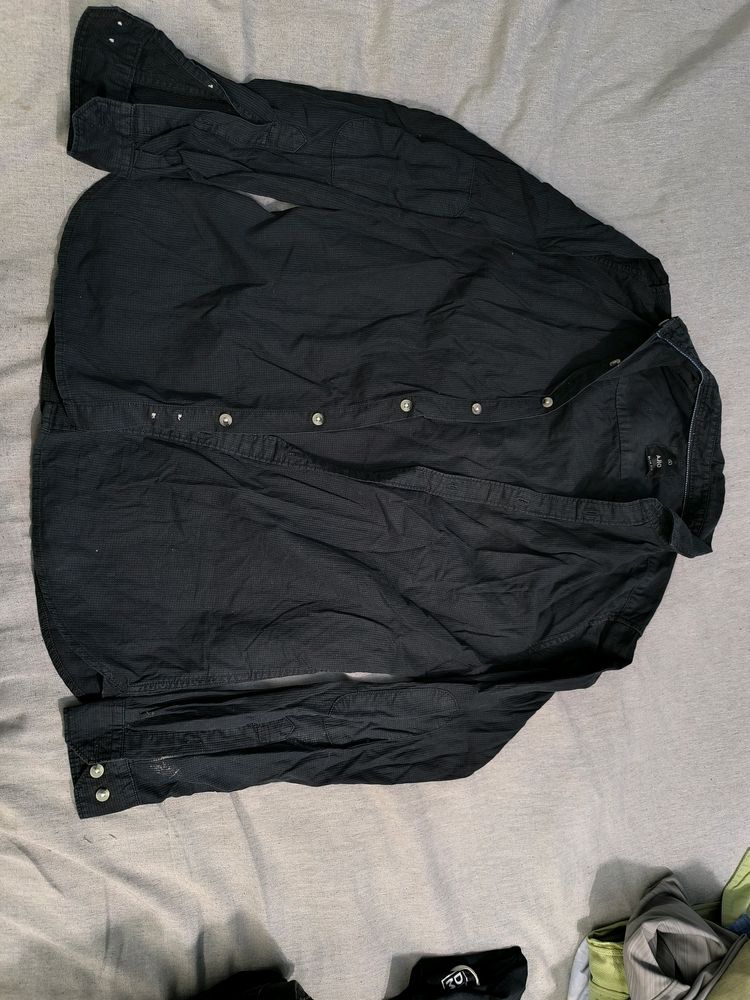 A Men's Black Cotton Shirt