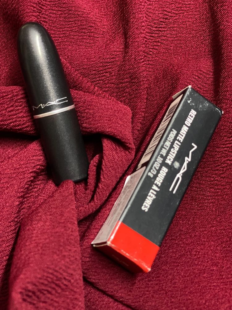 MAC RUBY WOO