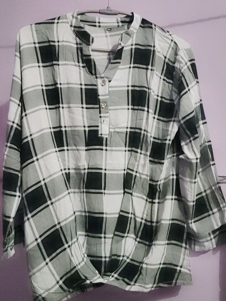 Black And White Check Balloon Pattern Tshirt