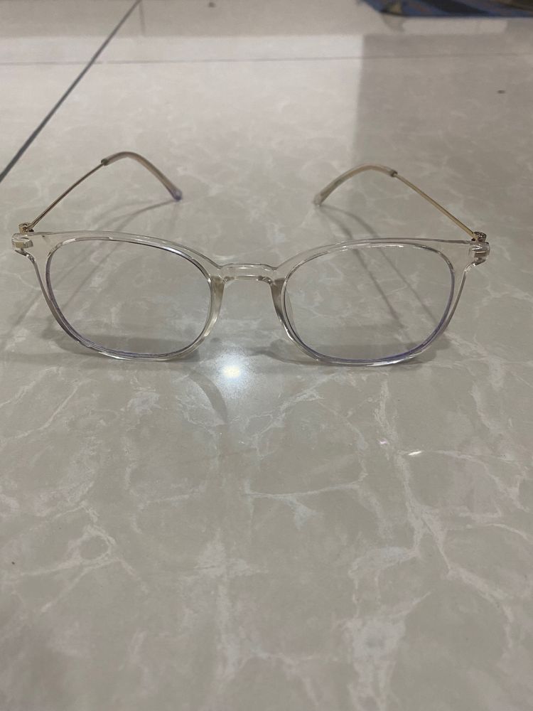 lenscart white colour specks