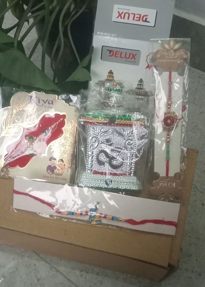 4 Items Small Temple And Rakhi