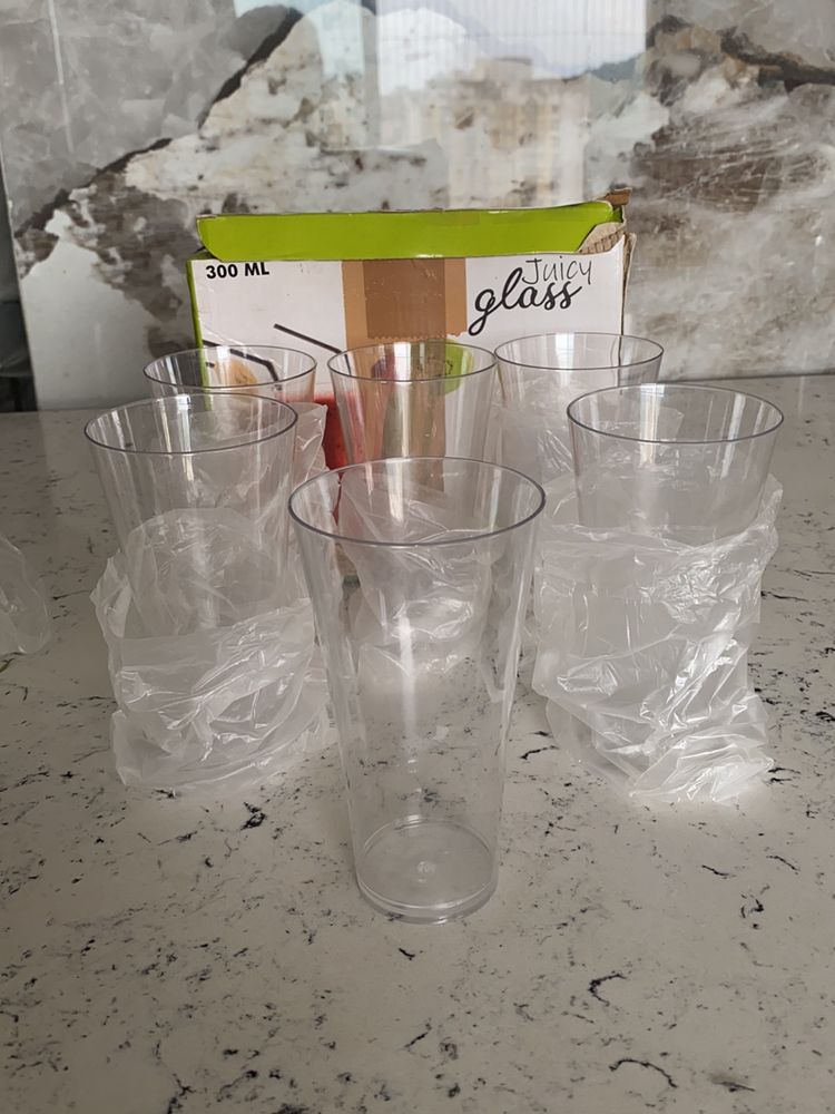 Glass Use For Juice And Unbrakeble Plastic