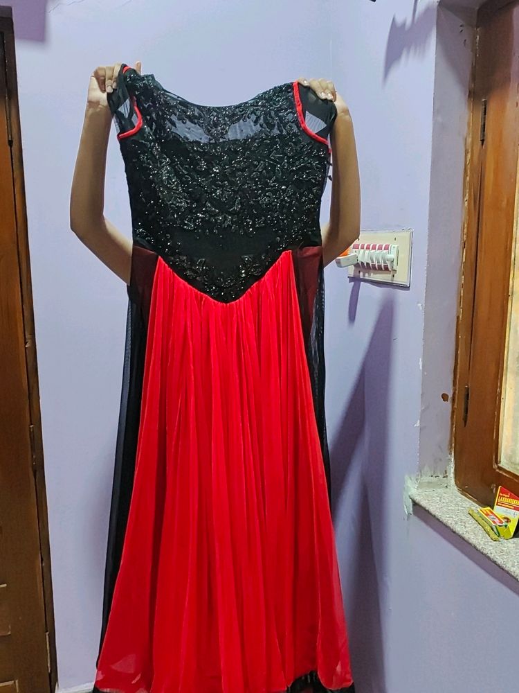 Red And Black Gown For Wedding